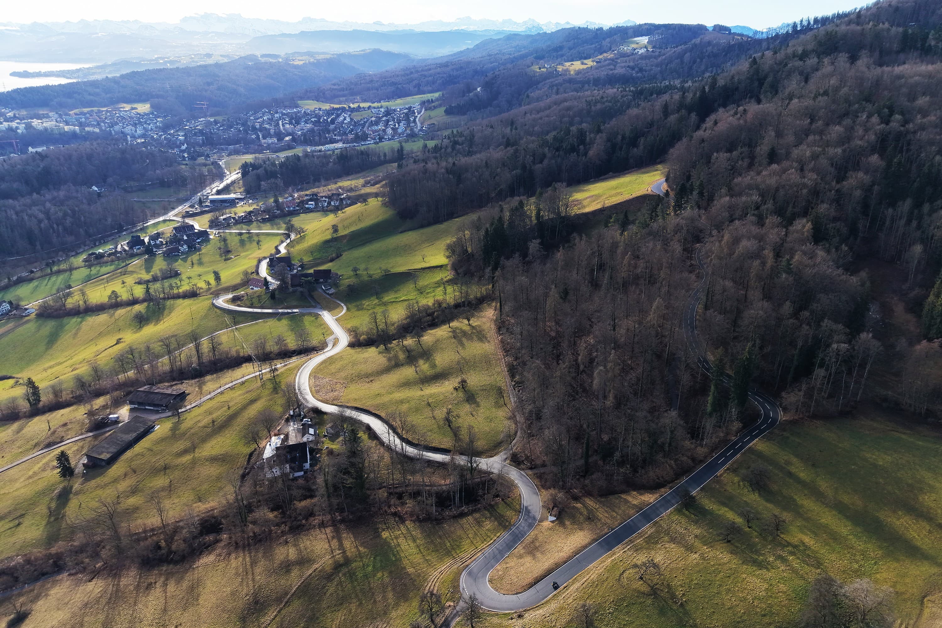 Die Verbindung vom Sihltal (im Hintergrund Gattikon und Langnau) über die Buchenegg ist Mittwoch und Donnerstag geschlossen.