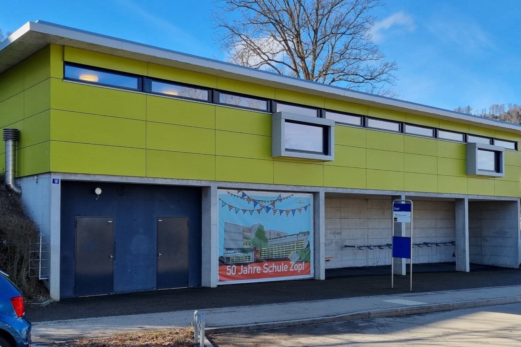 Der gelbe Kindergarten bei der Haltestelle Zelgli wird durch ein mehrstöckiges Betreuungshaus ersetzt.