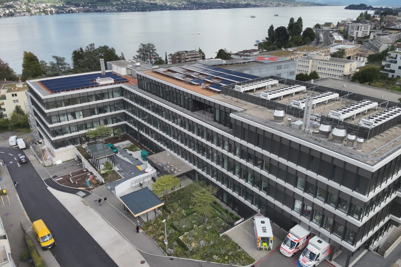 Unter anderem der Neubau des See-Spitals sorgte in den vergangenen Jahren für Verluste. Nun schreibt das Spital wieder einen Gewinn.