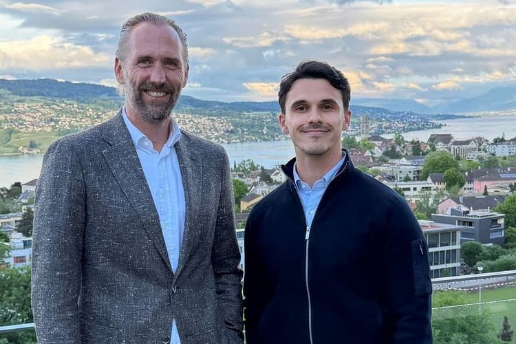 Karl Theiler (links) und Raphael Hammer leiten die FDP Thalwil gemeinsam.