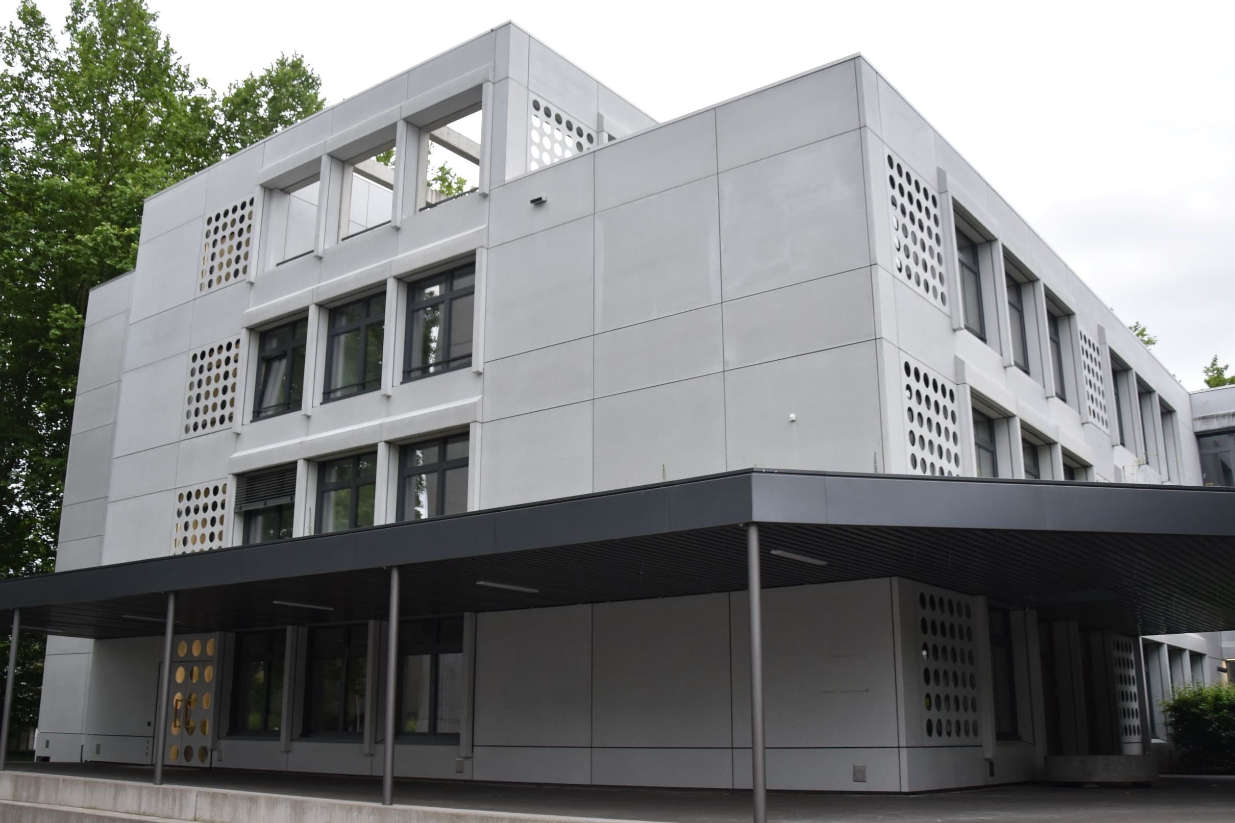Wegen der hohen Bauteuerung kostete der Trakt C des Campus Moos deutlich mehr als budgetiert.