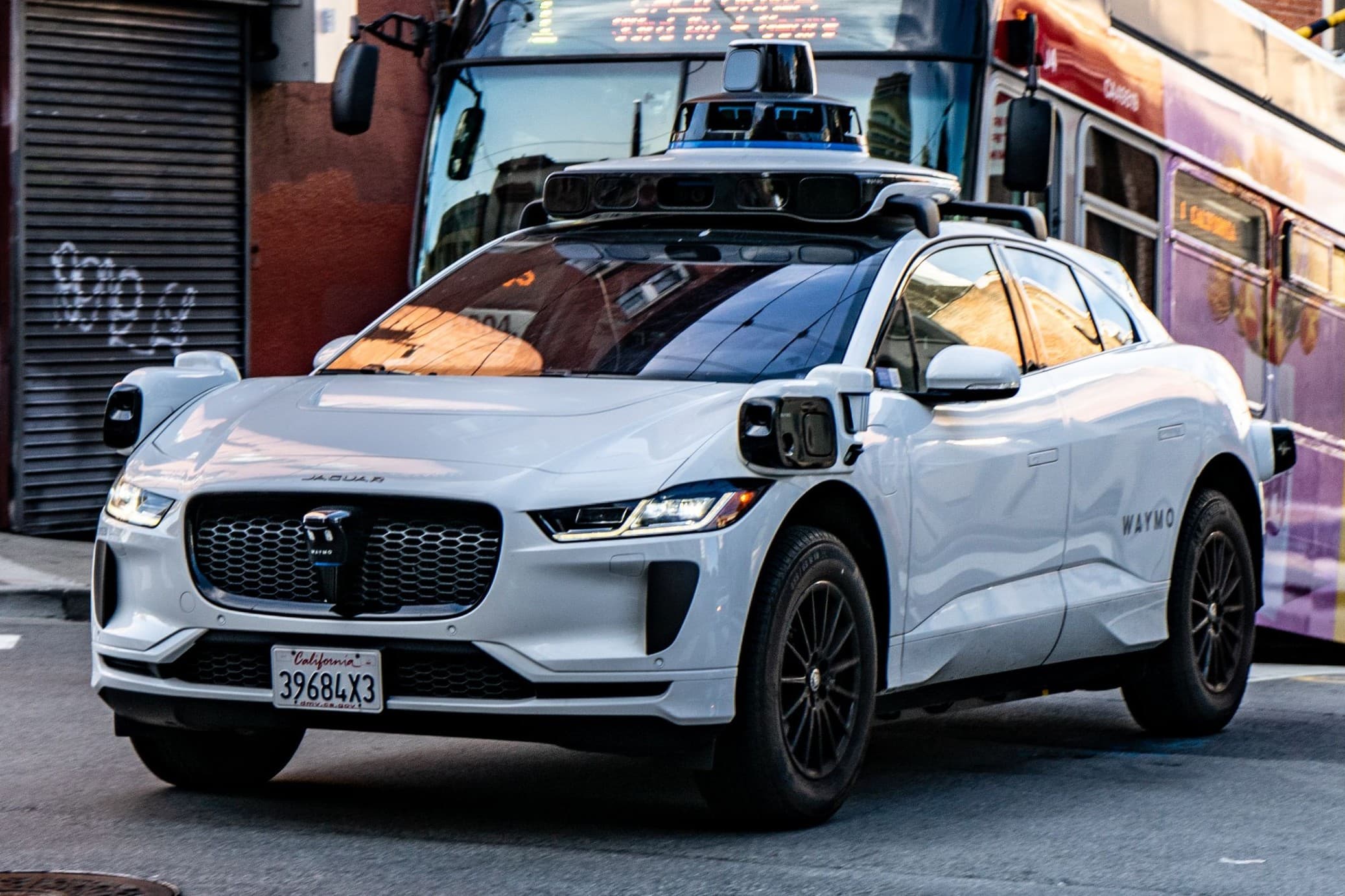 In San Francisco sind schon Hunderte chauffeurlose Taxis unterwegs. 2027 soll im Bezirk Horgen ein Testbetrieb starten.