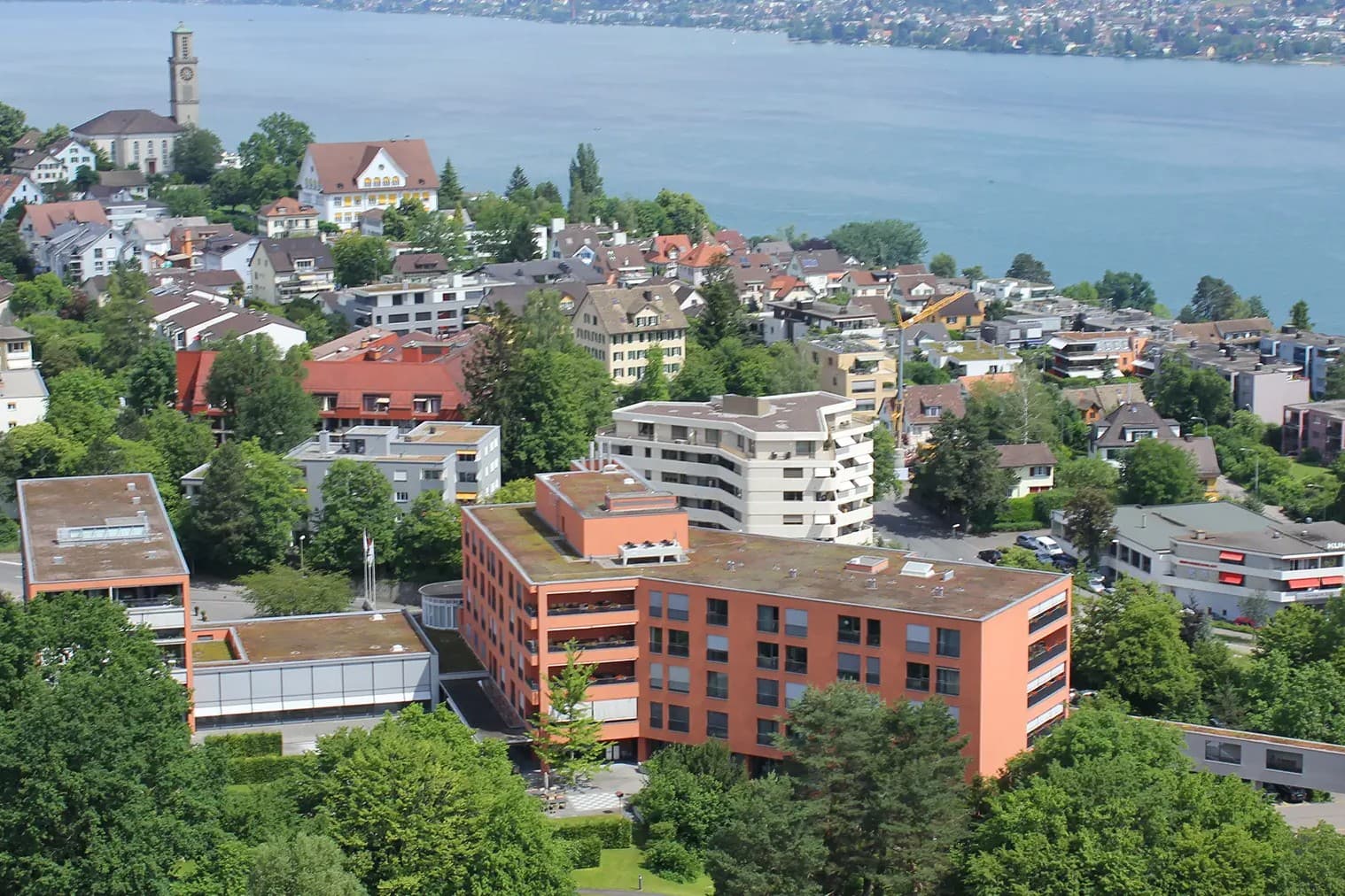 Die SP Thalwil beschliesst Stimmfreigabe zu den Vorlagen Serata und Oeggisbüel.