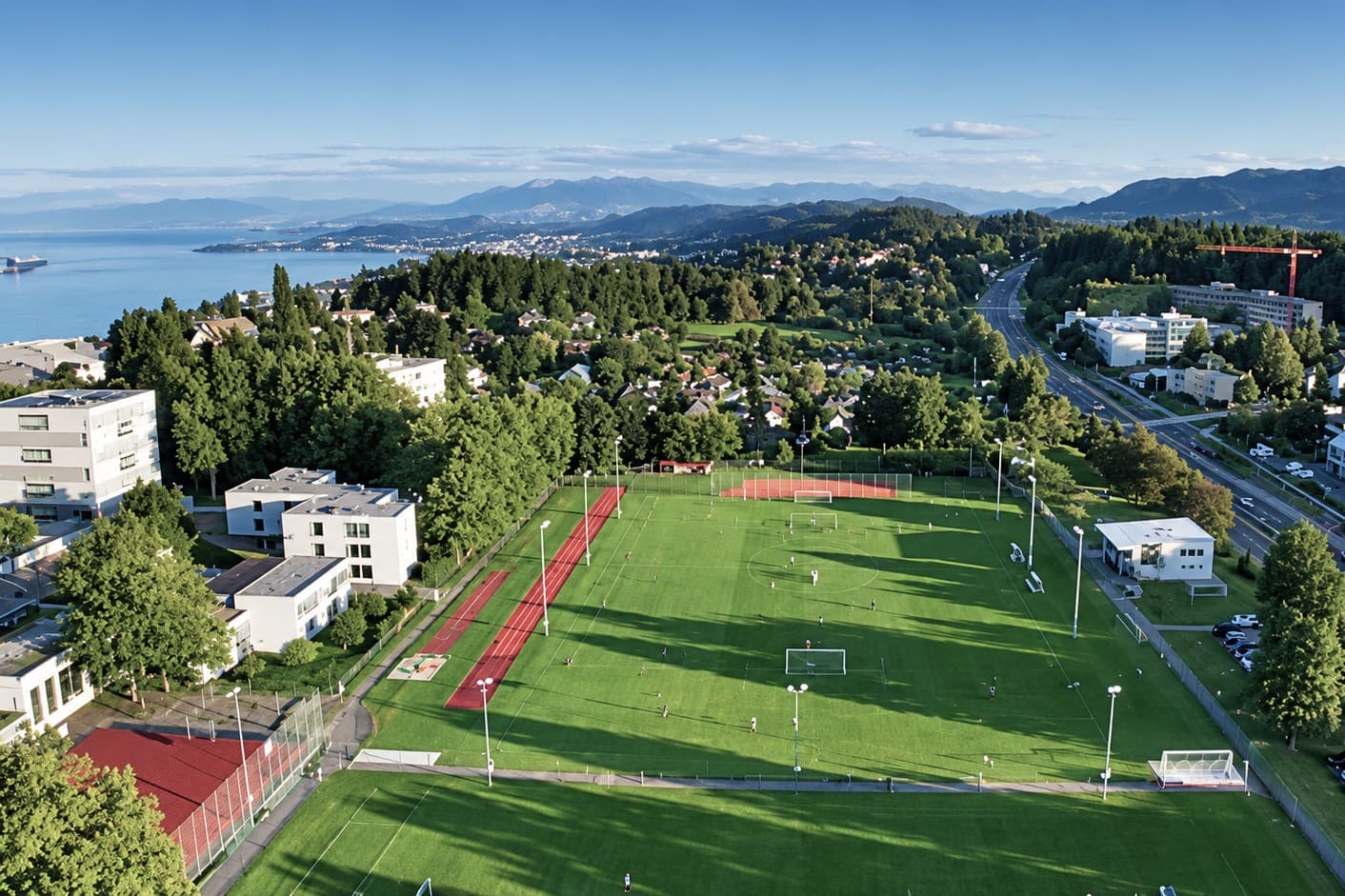 Die neue Arbeitsgruppe wird die Weiterentwicklung der Sportanlage Moos in Rüschlikon begleiten.