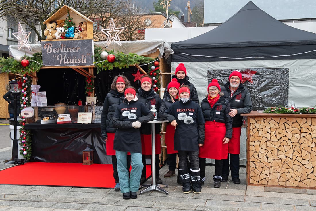 Zwei Familien, eine Leidenschaft: Das Berliner Hüüsli ist ein gemütlicher Treffpunkt am Chlaus Määrt.