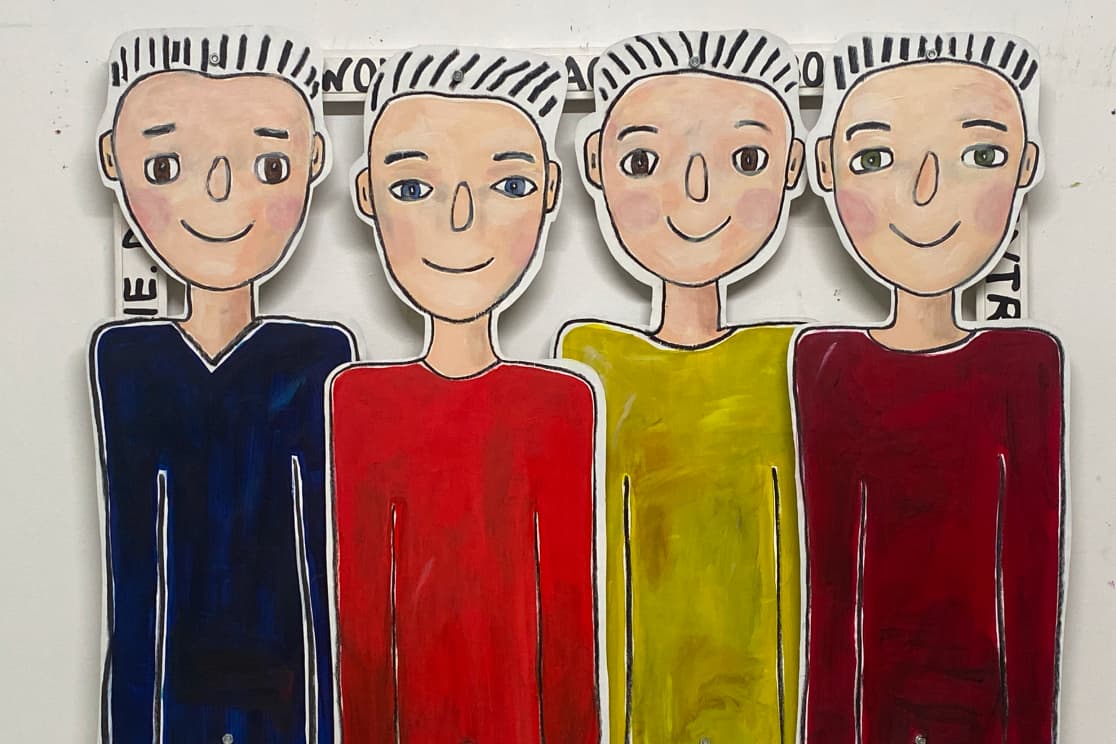 Die Porträts der vier Jungs sind von der unbeschwerten Kindheit des Sohnes der Künstlerin inspiriert.