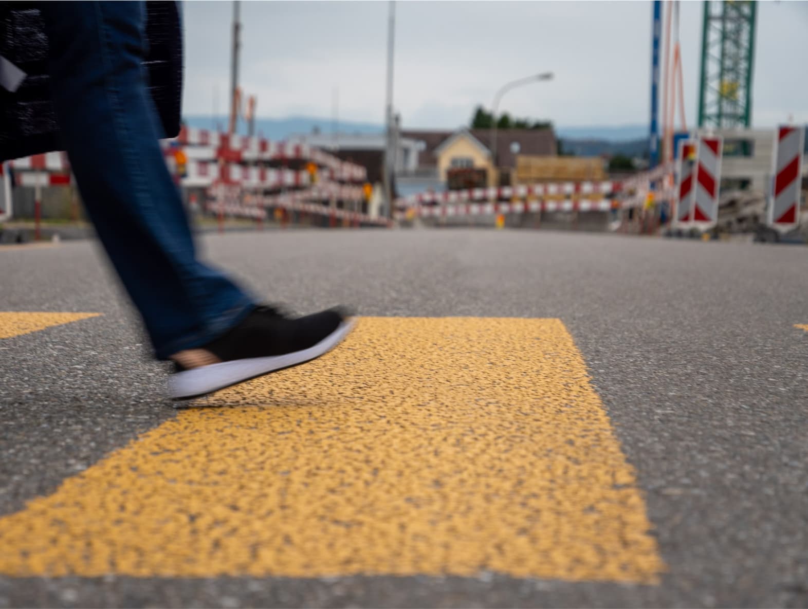 Fussgängerstreifen Baustelle Bahnhof Rüschlikon